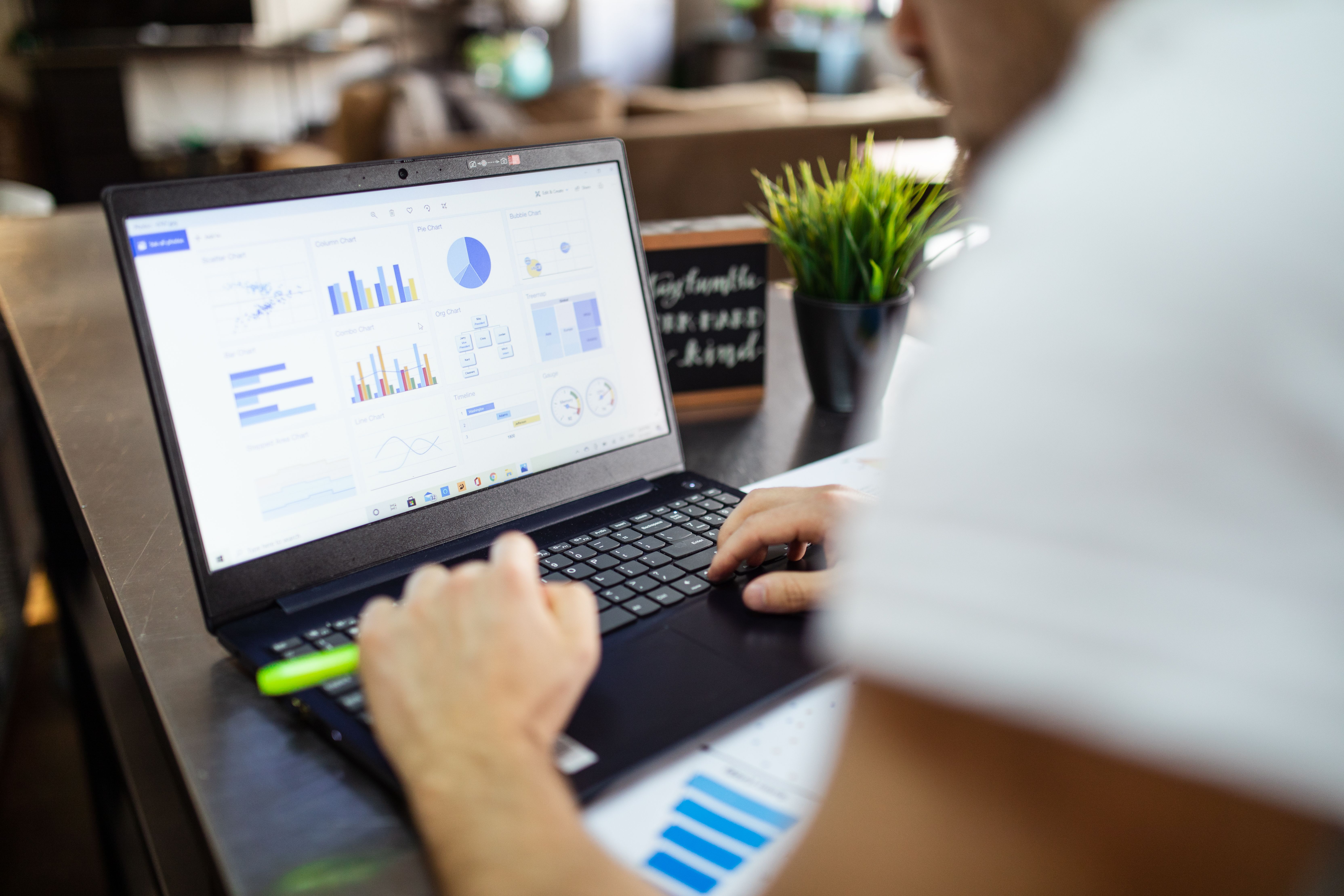 Website builder ecommerce dashboard